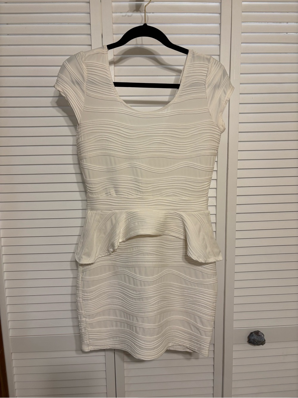 Brat Star Vintage White Textured Peplum Mini Dress